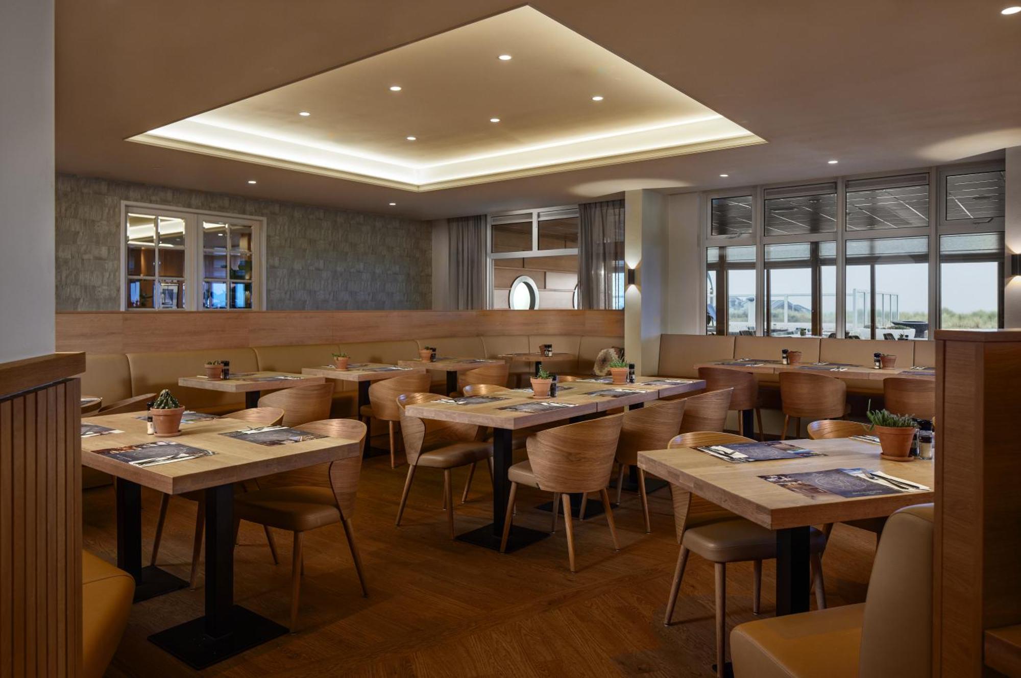 Westcord Strandhotel Seeduyn フリーラント エクステリア 写真
