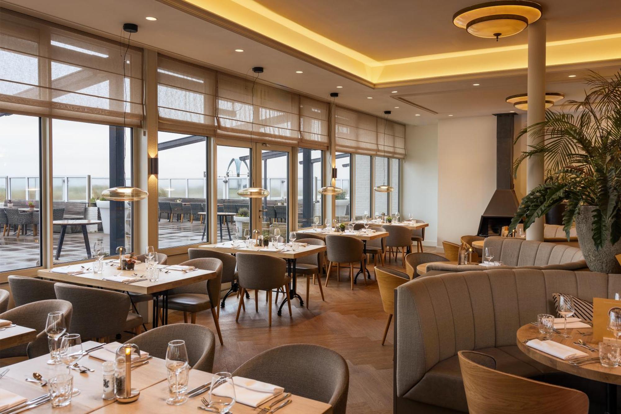 Westcord Strandhotel Seeduyn フリーラント エクステリア 写真