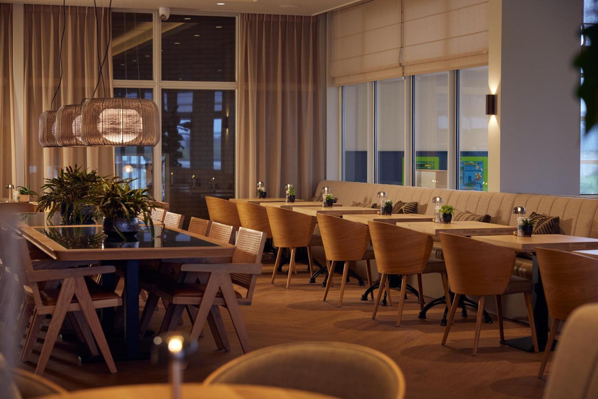 Westcord Strandhotel Seeduyn フリーラント エクステリア 写真