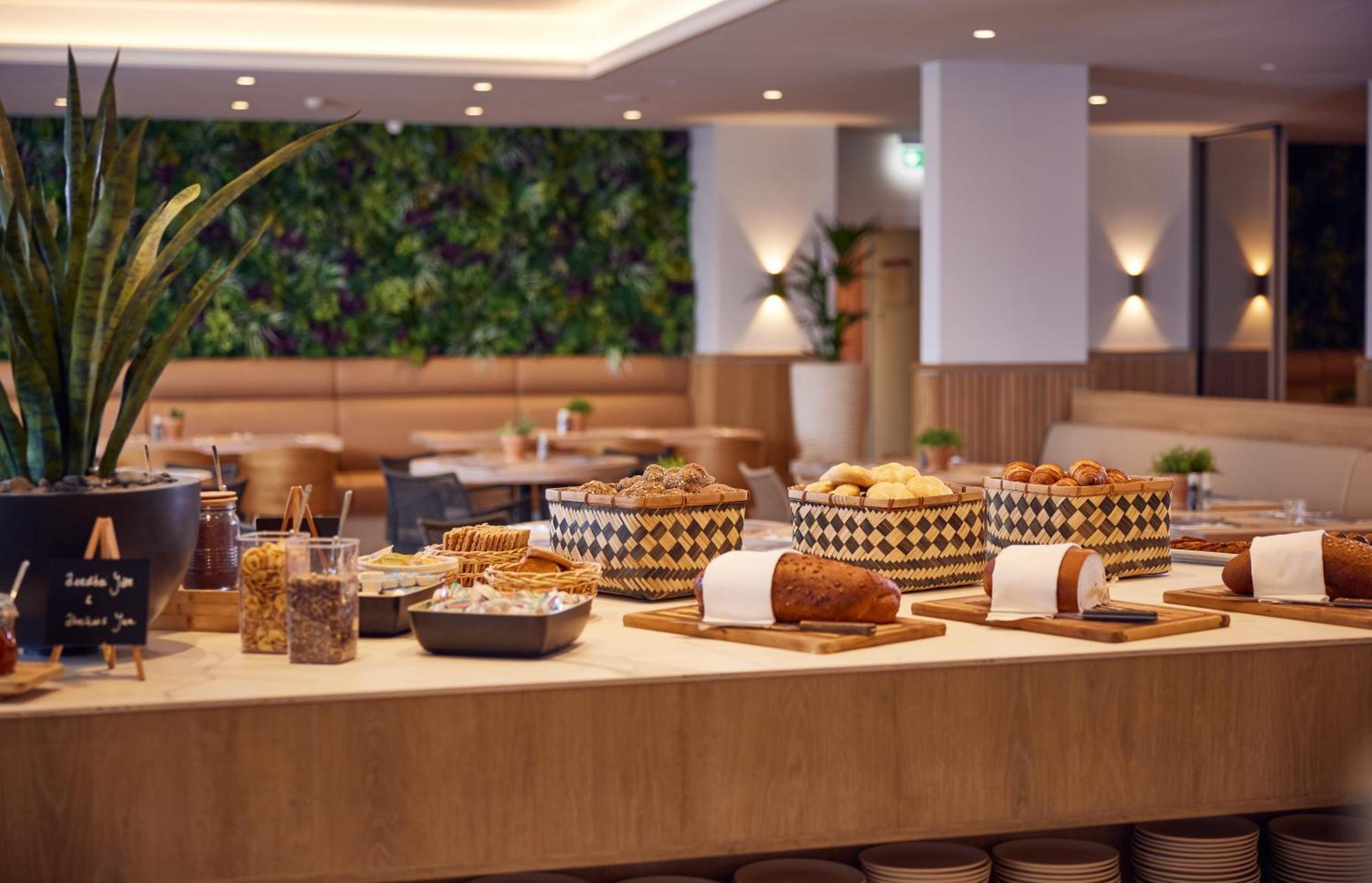 Westcord Strandhotel Seeduyn フリーラント エクステリア 写真